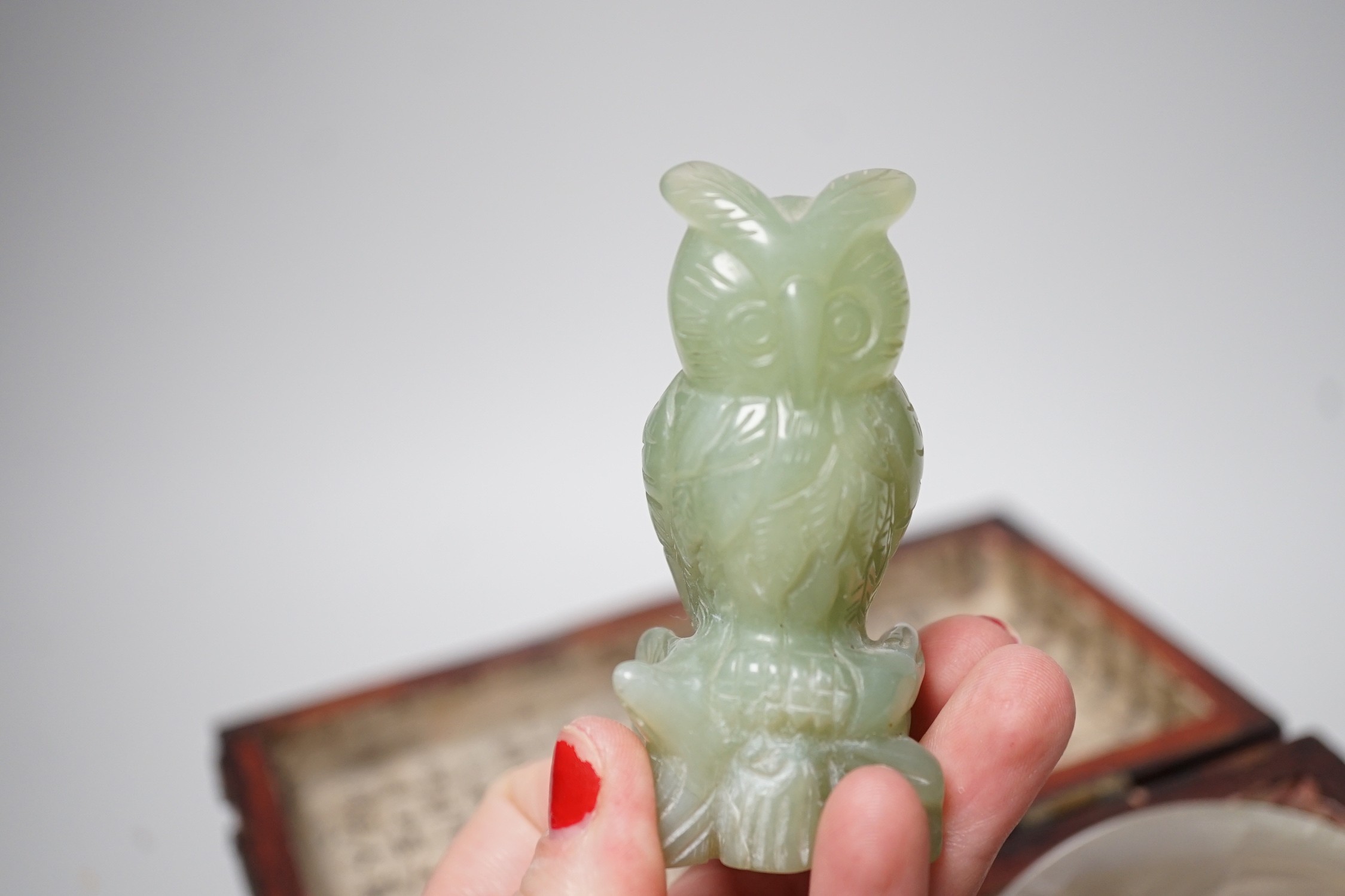 A selection of various Chinese curios, to include carvings etc